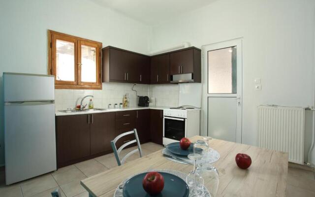 Nikea apartment near Piraeus port and metro st