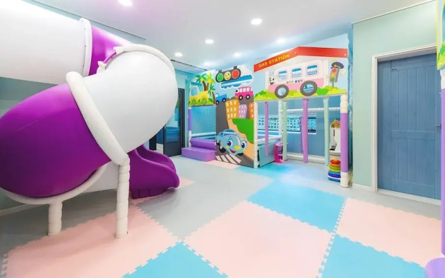 Gapyeong Youkids Poolvilla