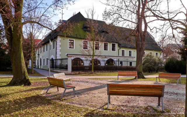 Rožmberský Dvůr