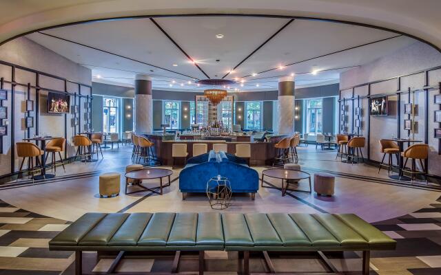 Crowne Plaza Cleveland at Playhouse Square by IHG
