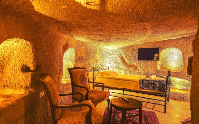 Alaca Cave Suites