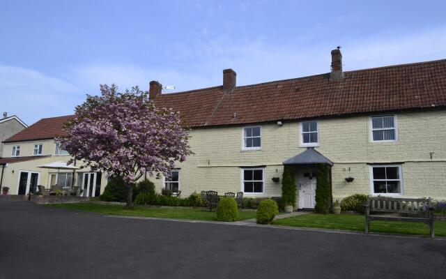 The Lawns Tea Room and B&B