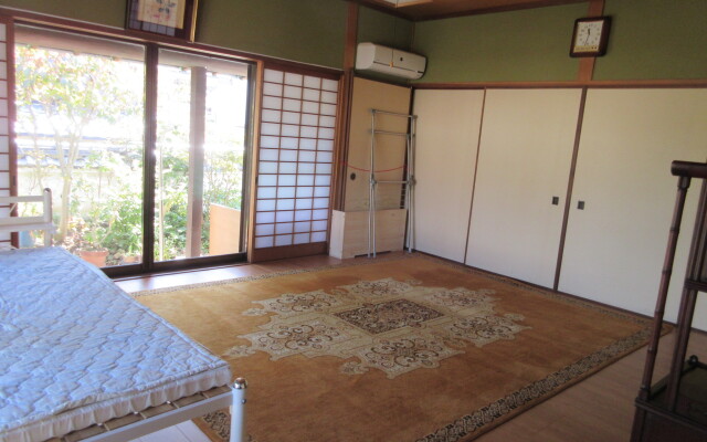 Kashibesso Sakuraso