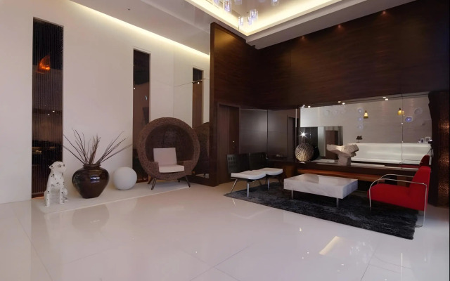 Golden Hotspring Hotel