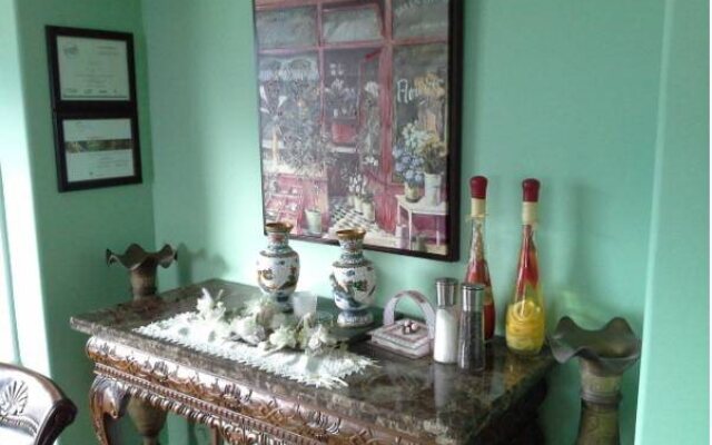 Squamish Highlands Bed and Breakfast