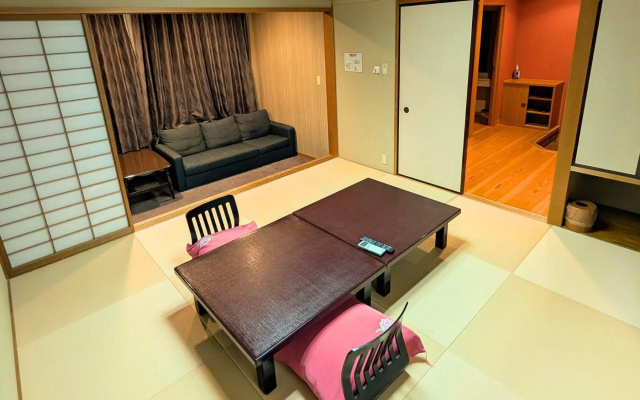 Irodori Koyo – Guest Rooms – Komono