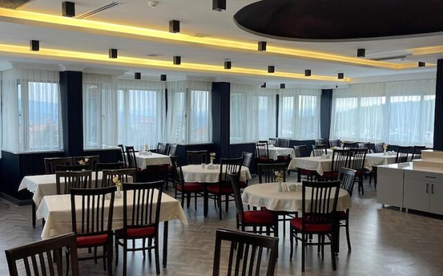 Hotel Eronur