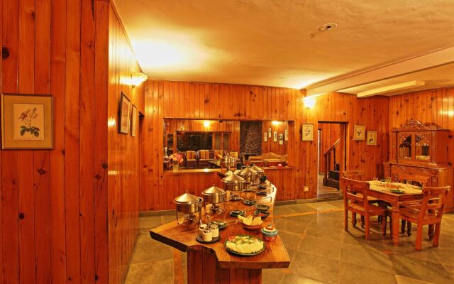 Cedar Lodge by Aahma