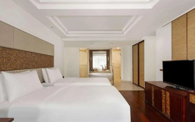 Grand Mercure Sanya Yalong Bay