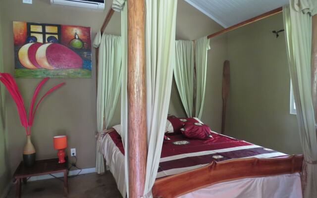 Monkey Lodge Panama