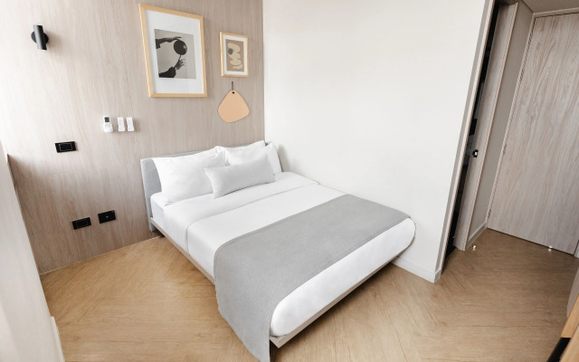 Nakúa Stay + Work