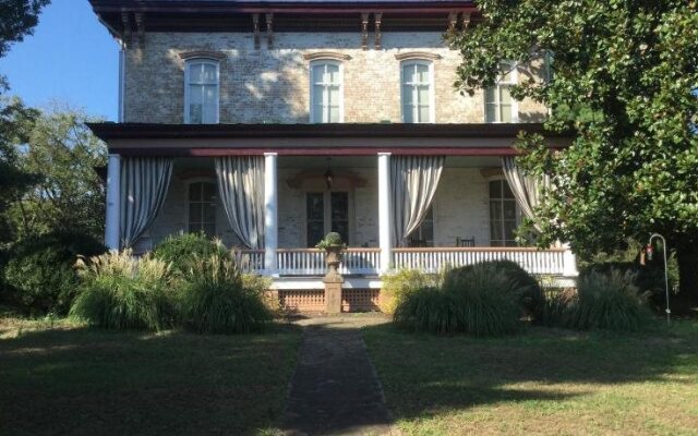 Lackawanna Bed and Breakfast