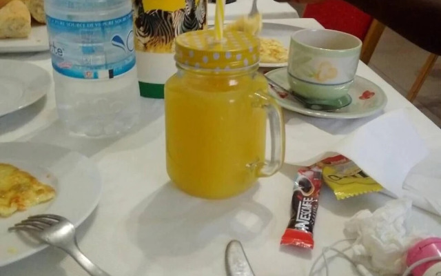 Imans Hotel Dabou