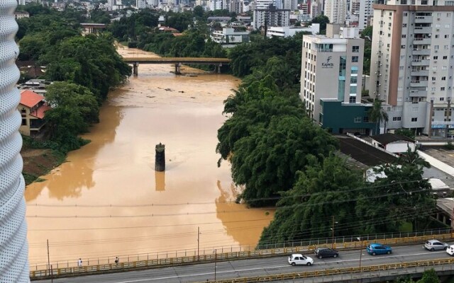 Saint Sebastian 506 Duplex no Centro