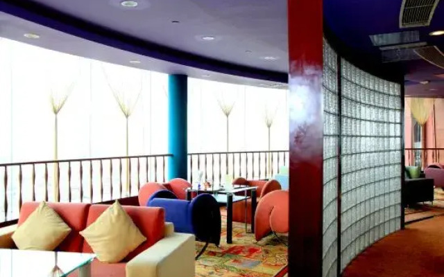 Jiashan Hotel