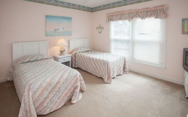 Victorian Sea-cret by RedAwning