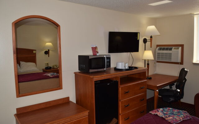 Americas Best Value Inn Jefferson City