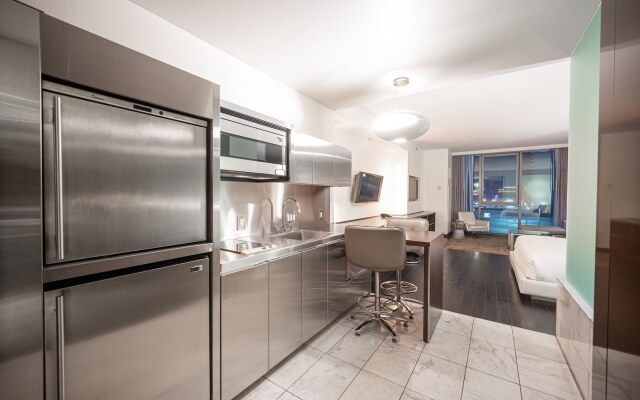 StripViewSuites at Palms Place