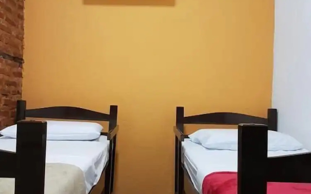 Hostel Casa de Avany