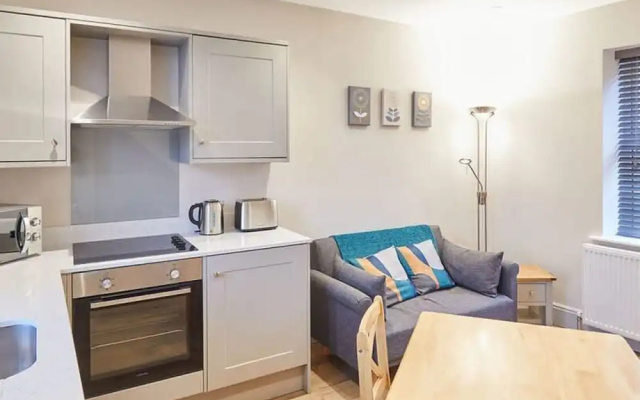 Host Stay Ramblers Retreat