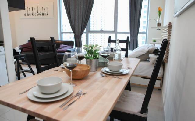 Central Tower by Hi Guests Vacation Homes