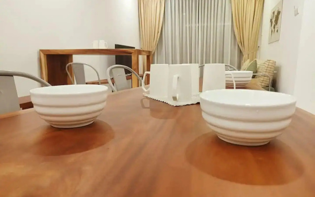 Quality Hotel & Suites Montreal East