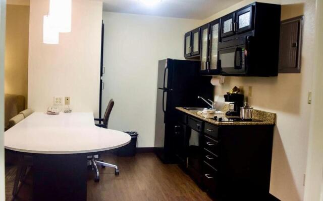 Candlewood Suites Houston Medical Center by IHG