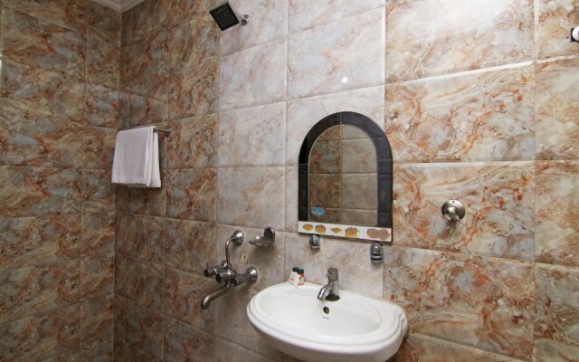 OYO 22756 Diksha Hotel