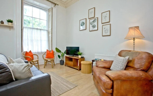 Host Stay Durnford Street