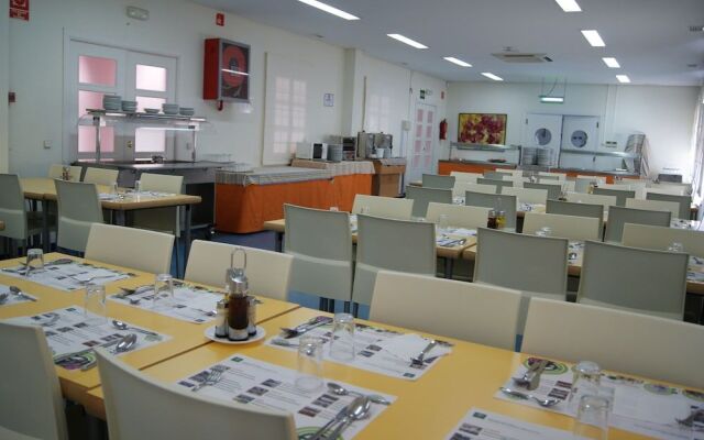Albergue Inturjoven Huelva - Hostel