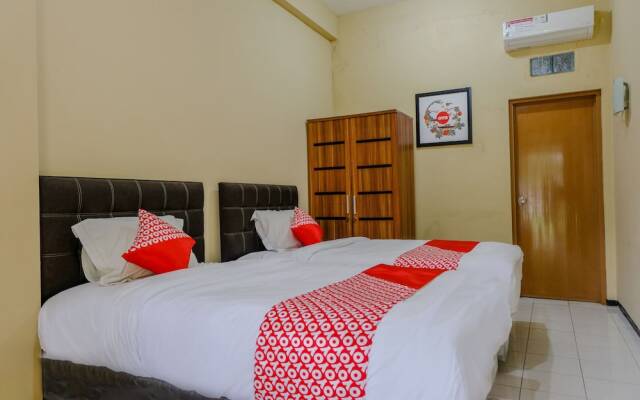 Uniga Malang Family Residence by OYO Rooms