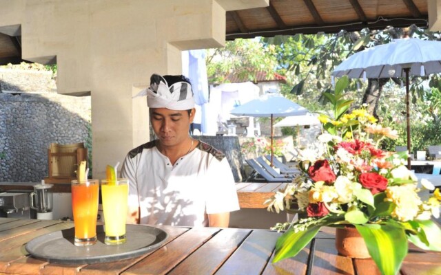 Anda Amed Resort