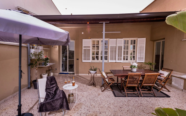 Historical apartment in the heart of Terrasini