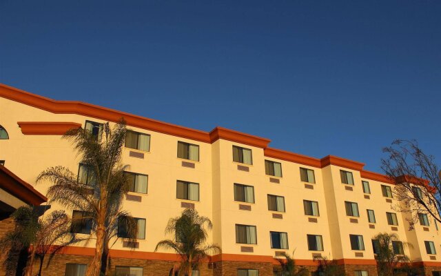 Hotel Chino Hills