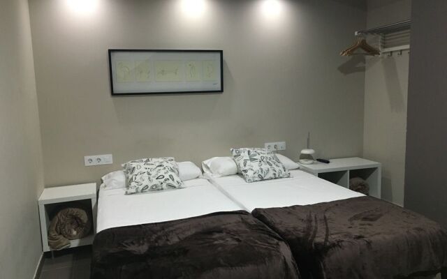 Laramond Barcelona Rooms