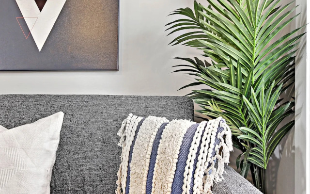 Stylish 2BR Apt - Sunnyside 05-2F