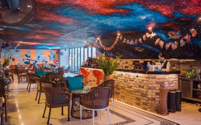 Camellia Luxury Hotel Tam Đao