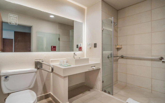 City Express Suites by Marriott Querétaro