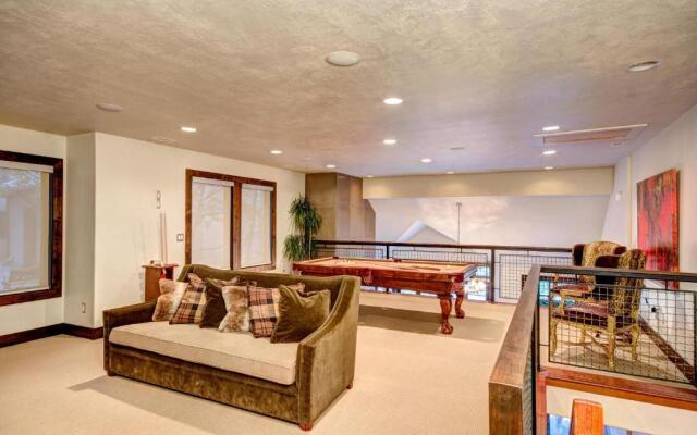 607 Deer Valley Drive