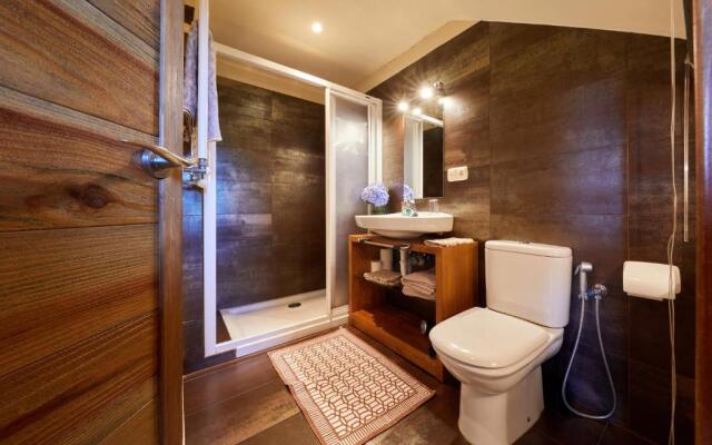 Urain Suites Apartments At Flysch-Coast