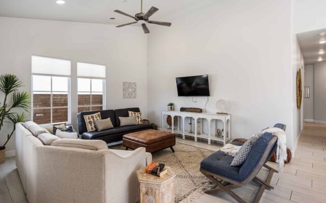 The Wanderer 2 Bedroom Home