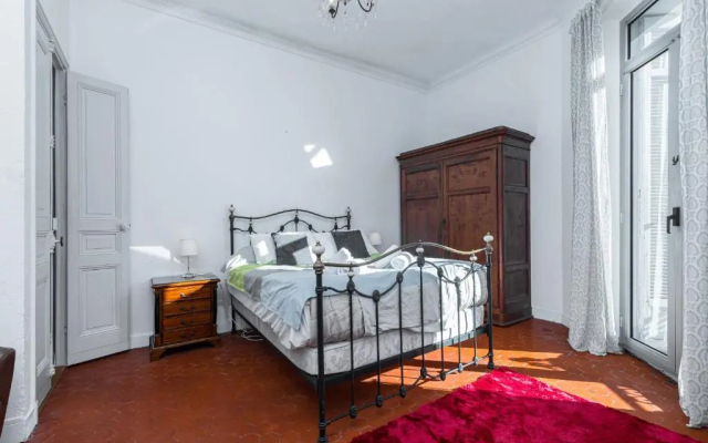 Bourgeois 3 bdrs & Large Terrace - 5mn from le Palaisdowtown - Hotel in Cannes - Photo 3