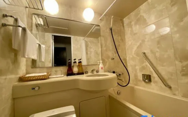 Petit Hotel Vessel