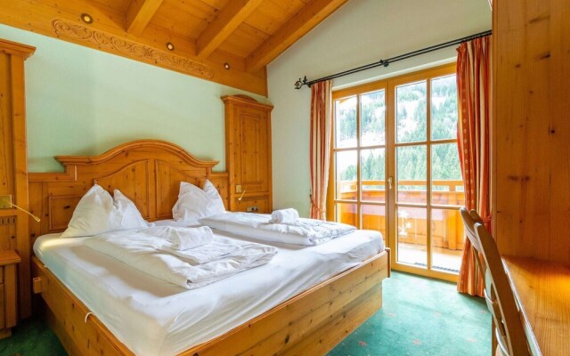 Boutique Apartment With Sauna in Saalbach-hinterglemm