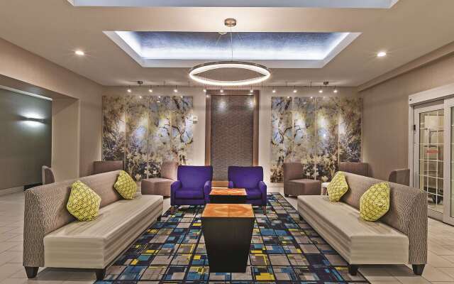 La Quinta Inn & Suites by Wyndham Palestine