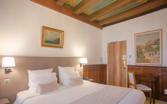 Hôtel Au Charme Rabelaisien