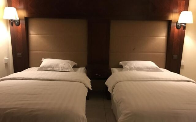 Ayoon Al-Mamlakah Hotel Suites