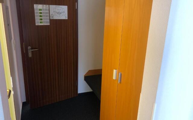 Apartment 31