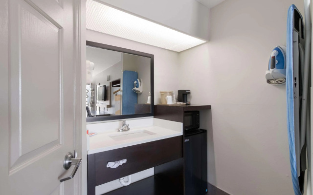 Econo Lodge Greenville