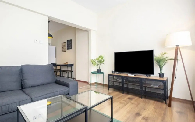 Lovely Flat 6 Min to Taksim Square in Cihangir